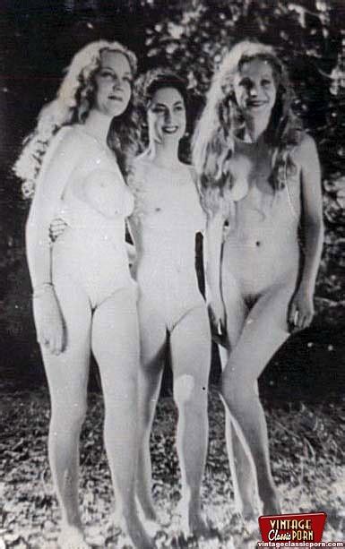 Vintage Amateur Nudes Outdoors