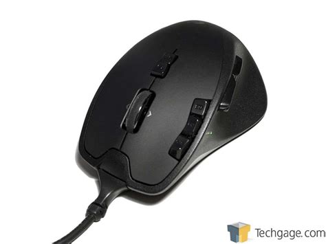 Logitech g700 is a rugged and ready wireless gaming mouse that is trapped in the body of a gentleman. Techgage Image - logitech g700 wireless gaming mouse