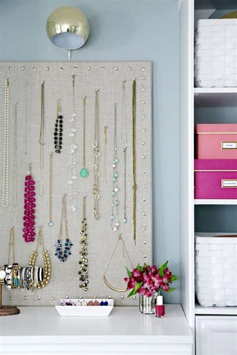 How to Store Necklaces Other Jewelry 14 Creative Ideas Organização
