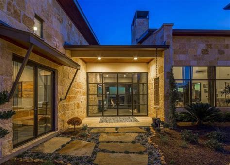 Musket Contemporary In Austin A Blend Of Rustic Beauty And Modern