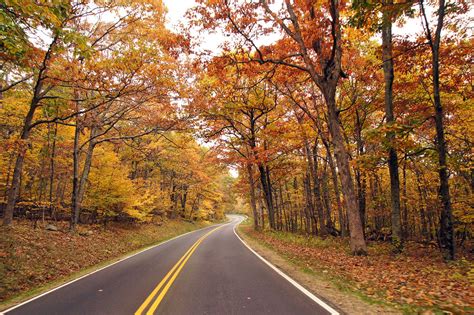 17 Road Trip Destinations For The Best Fall Foliage In The