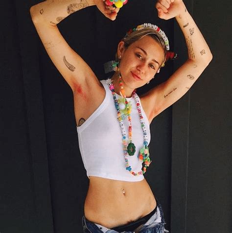 Miley Cyrus Just Dyed Her Pubic Hair And Her Underarm Hair Bright Pink