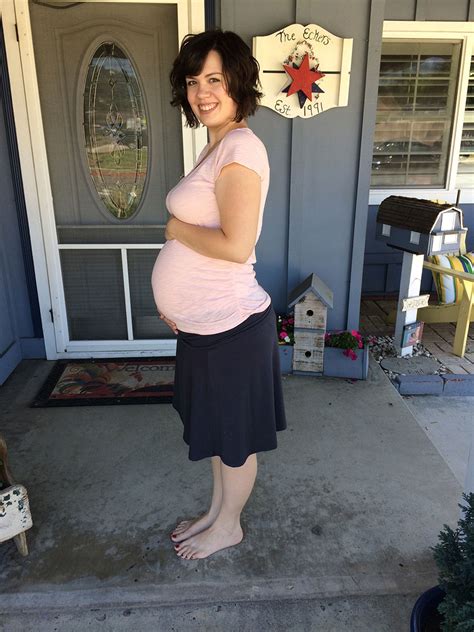 17 Weeks Pregnant With Twins The Maternity Gallery