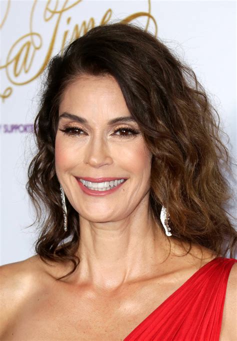 Teri Hatcher Photo Gallery 317 High Quality Pics Theplace