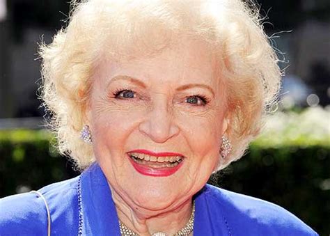 A los 99 años falleció este viernes la actriz Betty White