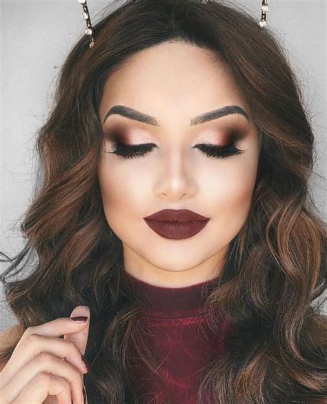 Pin By Jaisha Mehnaz On Beauty Burgundy Eye Makeup Fall Makeup Looks Maroon Makeup