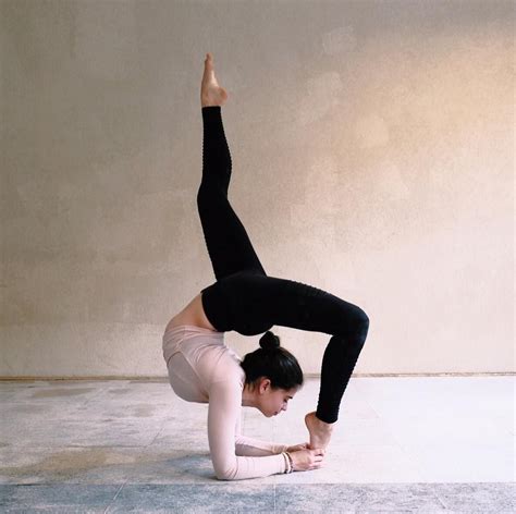 Hannah Taha Hannahtaha • Instagram Photos And Videos Basic Yoga