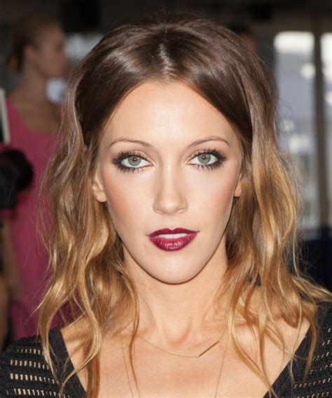 Katie Cassidy Hairstyles Hair Cuts And Colors