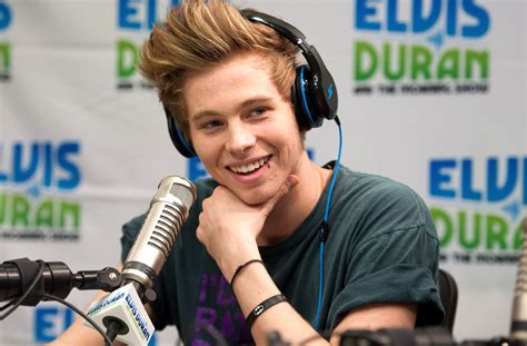 Hope it lasts longer than … well, you know. Luke Hemmings - Weight, Height and Age