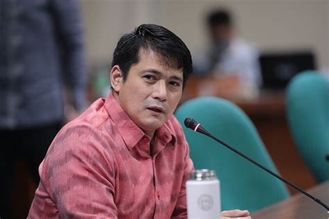 Robin Padilla Notes Filipinos Apparent Addiction To People Power Inquirer News