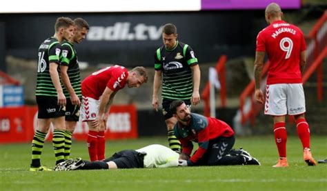 Referee Left Motionless On The Pitch After Horror Collision With Charlton Player Sports