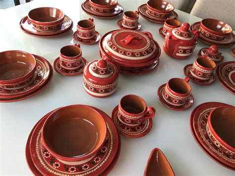 Hermosa Vajilla Artesanal De Barro Vidriado Y Pintado A Mano - $ 4,599.