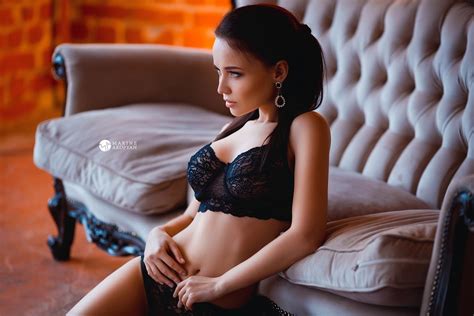 Angelina Petrova Women Model Brunette Belly Button Legs Bare