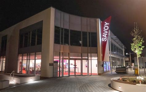 The savoy hotel & beach club is a boutique art deco hotel built in 1935. Grantham's new Savoy Cinema opens for business ...