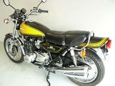 La 900 z1 de 1973, qui illustre cet article a été restaurée en 2020. Kawasaki 900 Z de 1973 d'occasion - Motos anciennes de ...