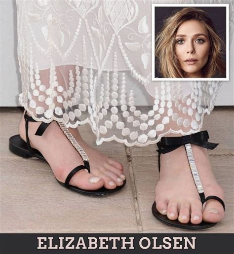 60 Elizabeth Olsen Feet Photos Wikigrewal Hollywood Celebrities