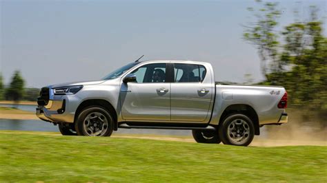 Toyota Hilux 2023 Preços Consumo Versões Itens Fotos E Ficha Técnica