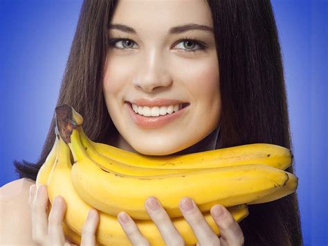 I also recommend a good moisturizer. Banana Hair Masks: How to make banana hair masks for ...