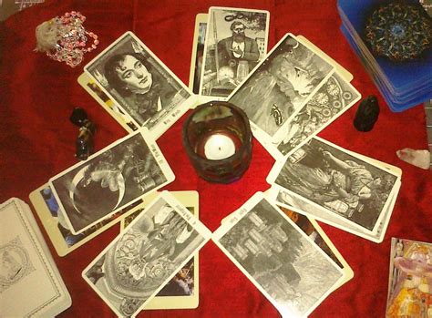 раскладик Wiccan Witchcraft Tarot Art Tarot Readers Palmistry Oracle Cards Runes The