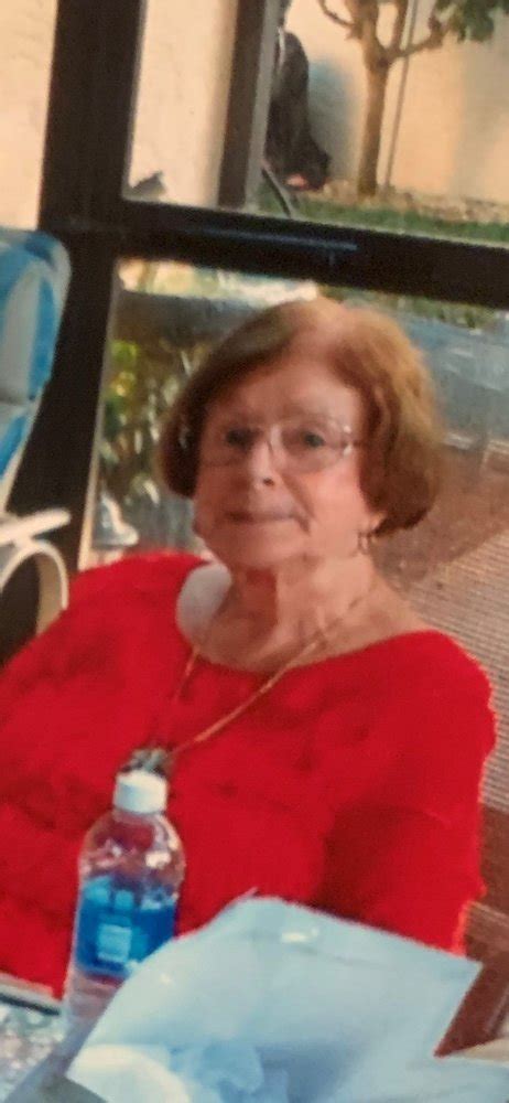 Obituary Of Sue Ellen Hoy Funeral Homes Cremation Services Da