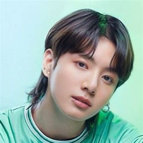 Bts Jungkooks Wolf Cut Mullet Heres How The Hairstyle Became So Popular