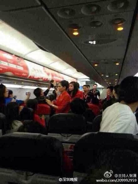 2名中国游客飞机上侮辱空姐 致航班返回曼谷 图 手机凤凰网