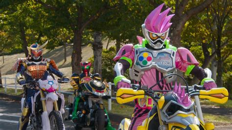Ooo, fourze, gaim, and ghost. Kamen Rider Heisei Generations FINAL: Build & Ex-Aid with ...