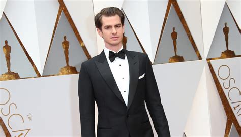 Andrew Garfield Says Hes A Gay Man Who Doesnt Have Sex With Men