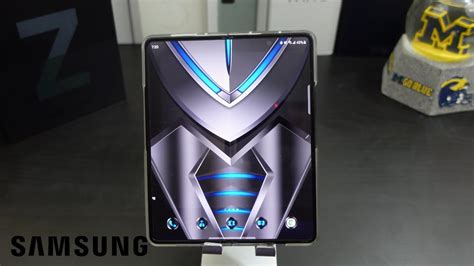 Samsung Galaxy Z Fold 3 - How To Get My Favorite Wallpaper & Themes