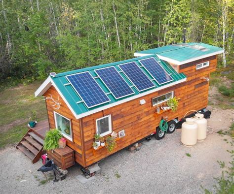 Living Off Grid In Her Tiny House In Northern Canada Tiny Houses