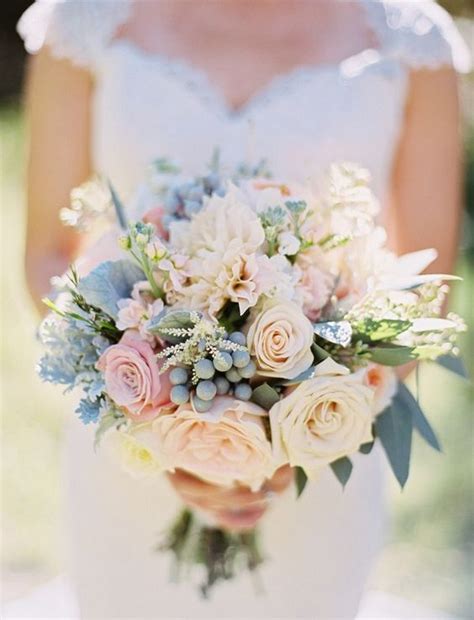 25 Brilliant Wedding Bouquets For Springsummer 2021 Emmalovesweddings