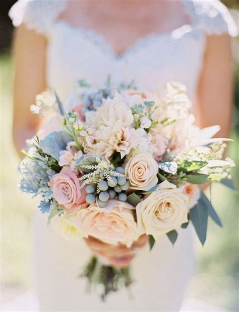 From bridal bouquets to bridesmaid bouquets, find the perfect flowers and colors to fit your wedding theme. 25 Brilliant Wedding Bouquets for Spring/Summer 2020 ...