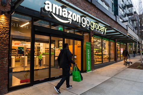 Amazon Opens Second Go Grocery Store Seattle Business Magazine