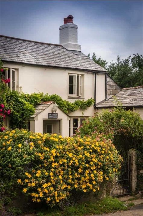 Charming English Cottage Offers A Fairytale Getaway English Cottage