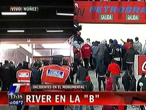 No se habla de otra cosa y muchos periódicos han dedicado sus portadas no sólo a la tragedia futbolística del. INCIDENTES LUEGO DEL DESCENSO DE RIVER PLATE - 26/06/2011 ...