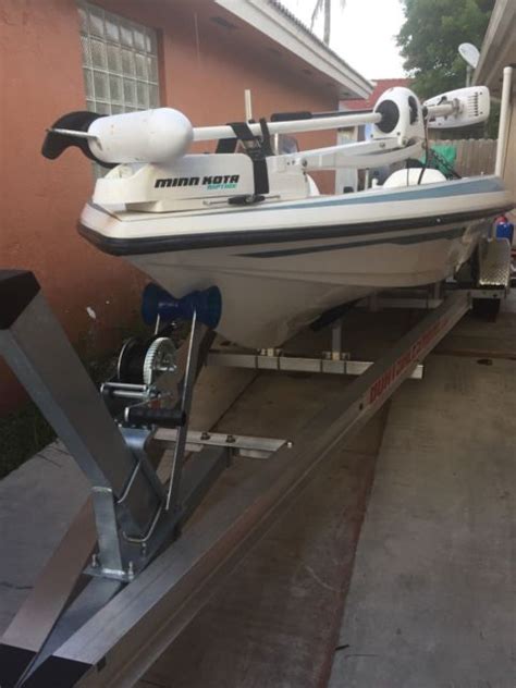 Ranger R91 Intracoastal 20 Ft Bass Bay Boat 2014 Mercury 200 Optimax