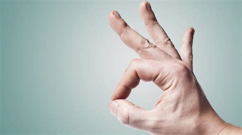 3 Things To Do With Your Hands When You Speak
