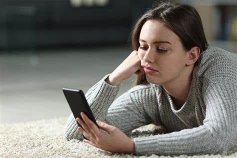 5 Reasons Why A Woman Who Ghosted You Has Returned In Your Life