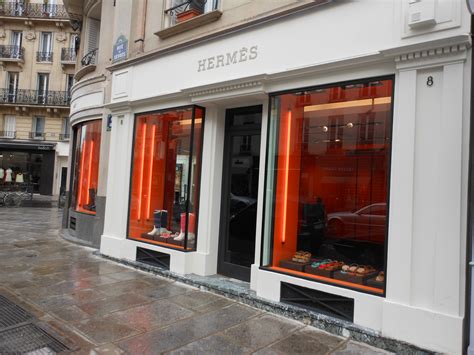 Hermès Ouvre Une Boutique éphémère Produits De Luxe