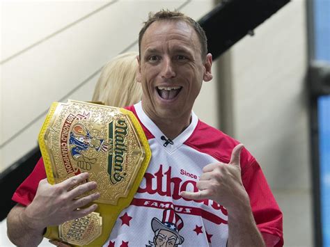 People who liked joey chestnut's feet, also liked Competitive eater Joey Chestnut 'cheat day' eats 32 Big Macs in 38 minutes, video, watch ...