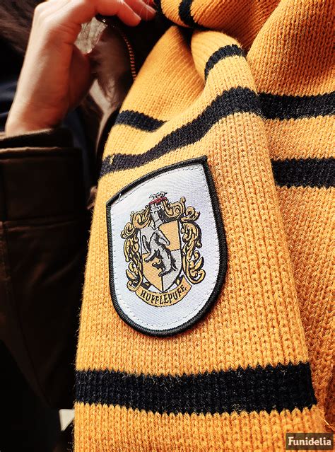 Hufflepuff Scarf Official Collectors Replica Harry Potter For True