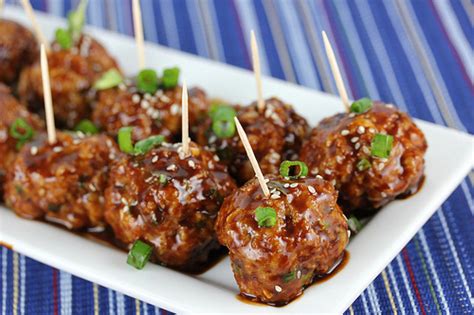 The base of so many meals, having the perfect mince recipe in your repertoire will stand you in good stead for making all manner of dishes. Hoisin Meatballs Recipe - BlogChef