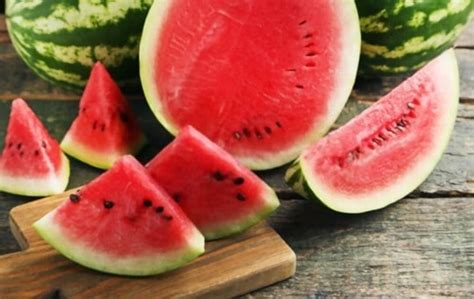 What Does Watermelon Taste Like Does It Taste Good Americas Restaurant