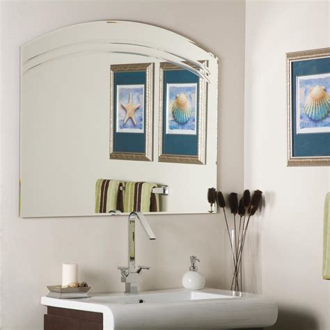 Decor Wonderland 40 In W X 32 In H Frameless Arched Beveled Edge