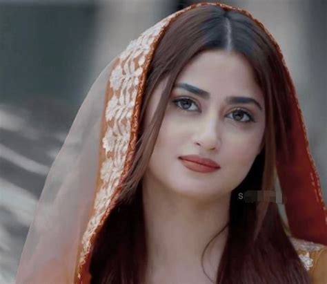 Pin By Ami On Sajal And Ahad In 2020 Autumn Beauty Pakistani Actress
