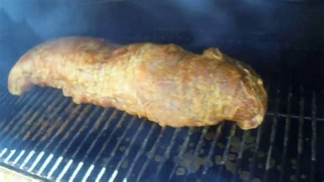 The rub and glaze were great. Smoked Pork loin- Traeger Wood Pellet Grills - YouTube