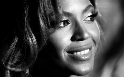 beyonce black and white 1920 x 1200 widescreen wallpaper