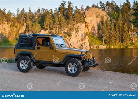 Outdoor Jeep Adventure Editorial Photography Image Of Discover 148092697