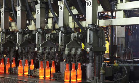 Fábrica de vidros sustentáveis vai produzir garrafas com cacos CicloVivo