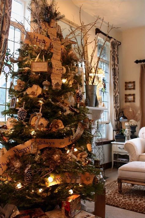 34 Stunning Rustic Christmas Tree Decorations Ideas 2019